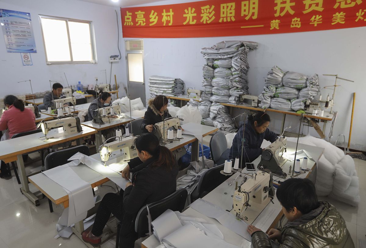 芷江民族职业中专学校钳工实训场地：培养专业技能的理想场所