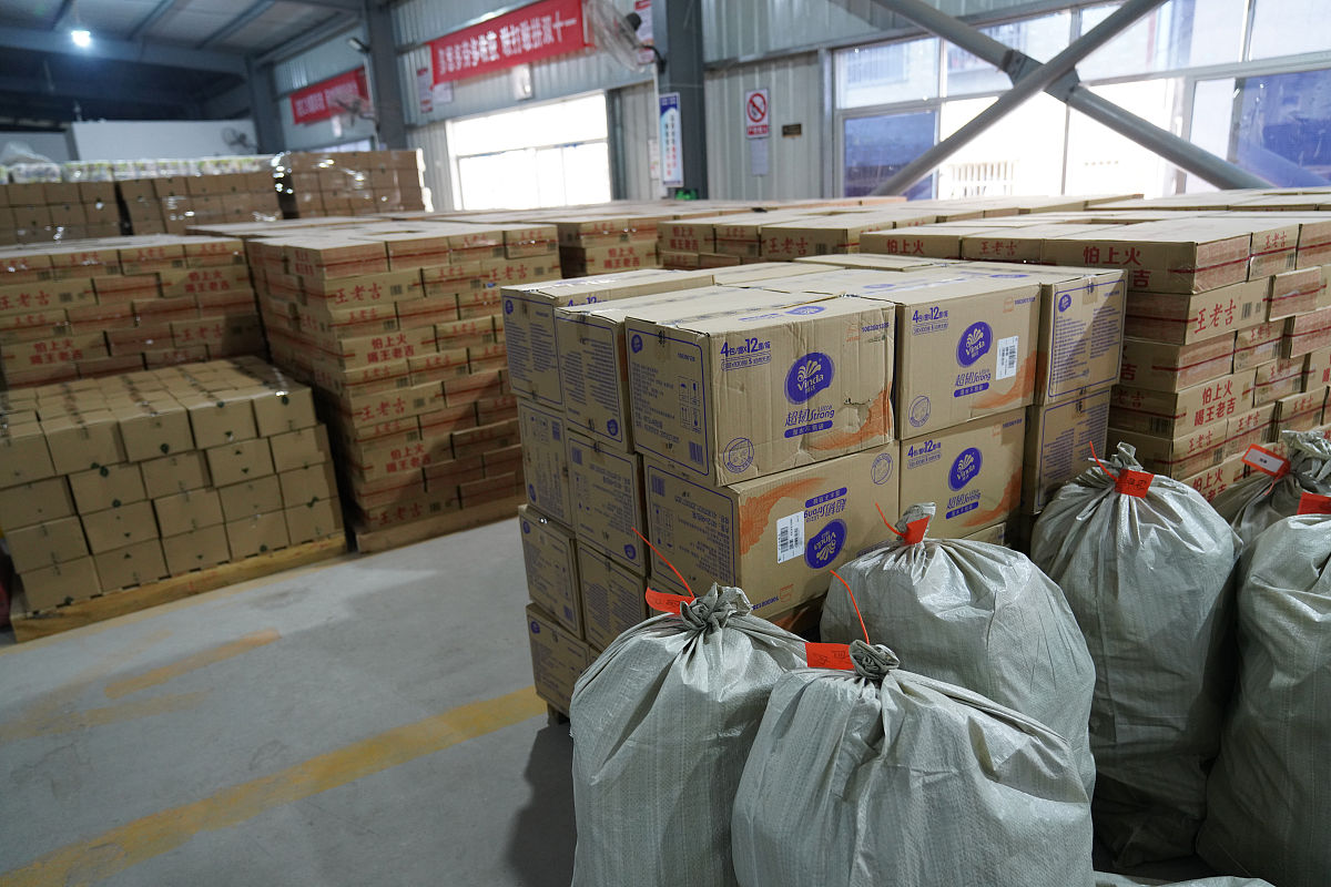 工地仓库管理规范：存放、整理、安全和记录