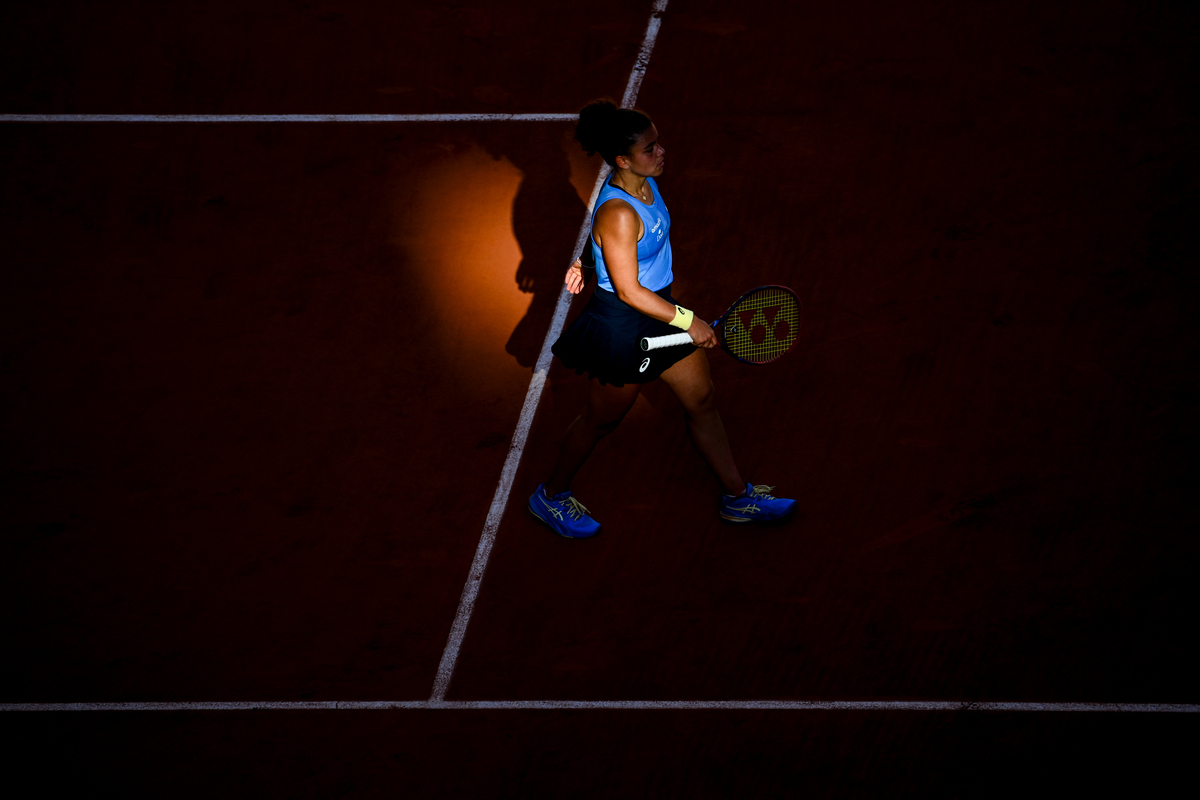 10 Tennis Strings Without 'Trampoline Effect' (For More Control)