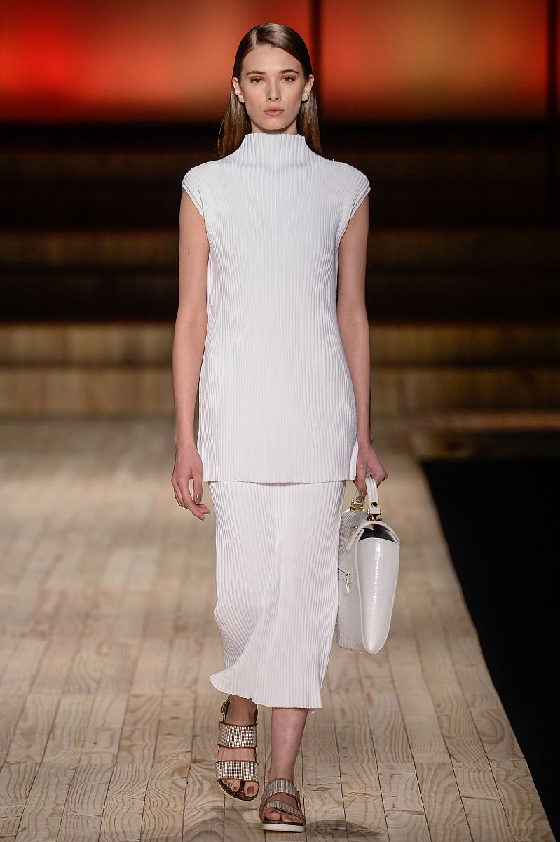 中国餐桌礼仪文化文献翻译建议