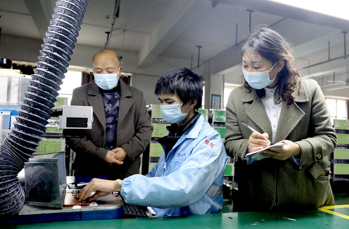 四川省工业贸易学校中专就业班招生