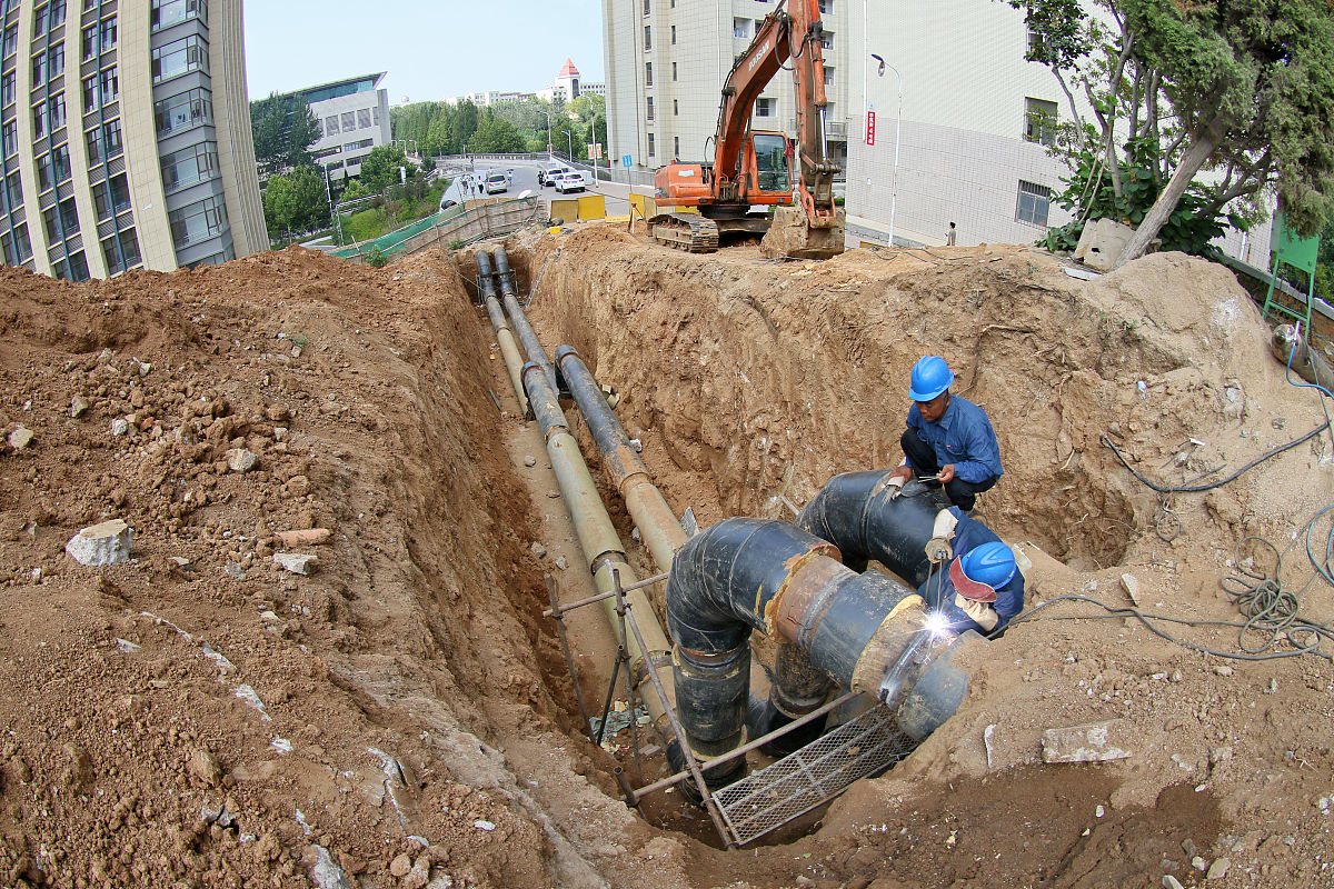 集水坑排污泵安装人工费用多少泵一用一备每坑多少钱帮我用180字详细描述