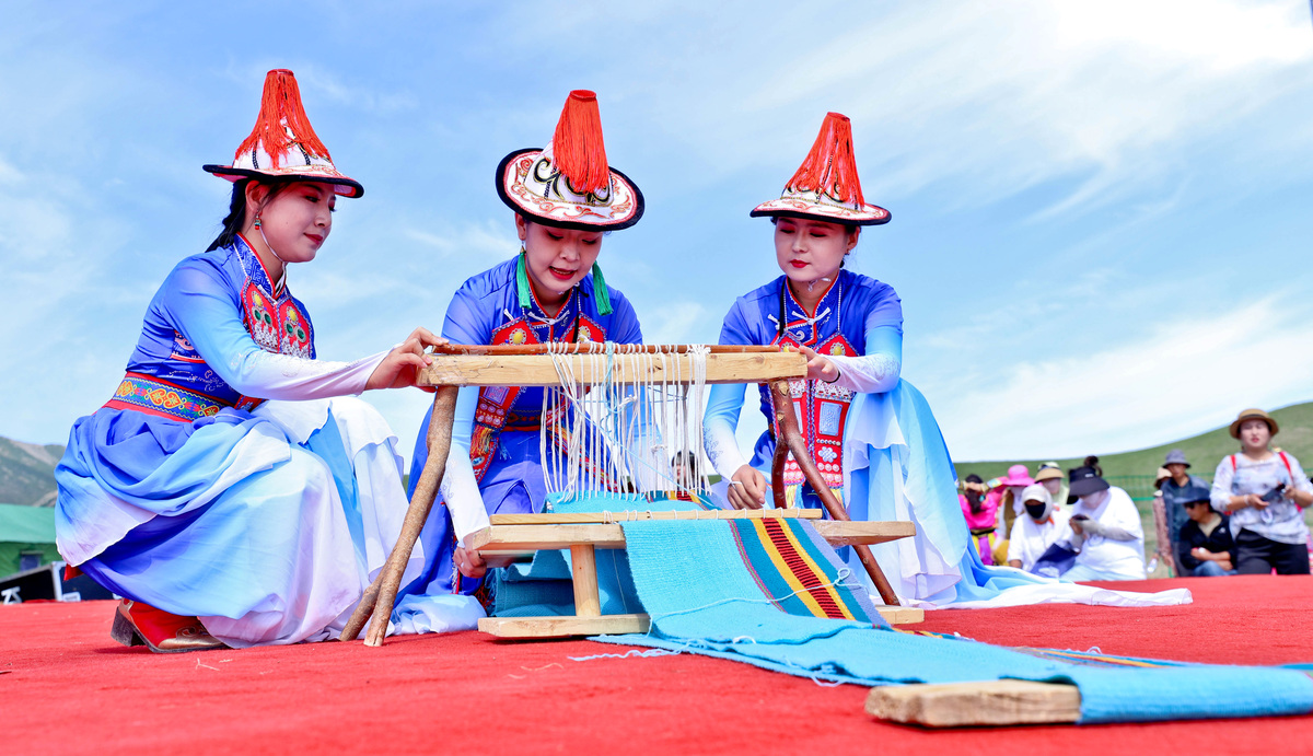 关于赤峰的风俗习惯的论文1100字左右