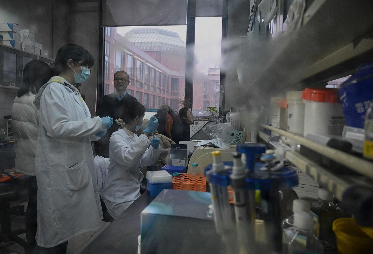 吉林临床医学女生适合学吗？未来发展前景怎么样？