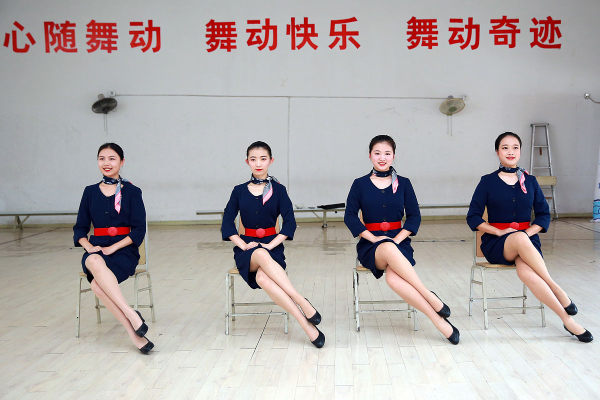 浙江工商职业技术学院工业设计专业课程设置详解：基础、实践、选修、综合