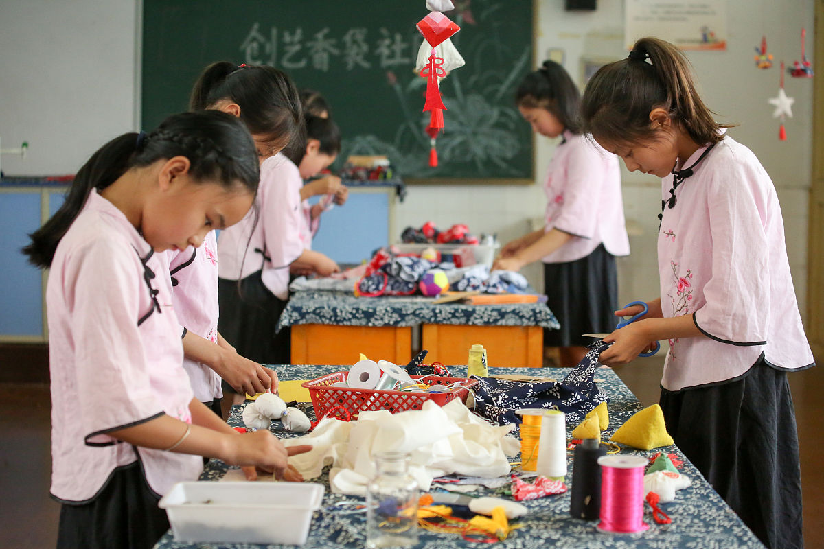 蚌埠工艺美术学校2023年有哪些专业