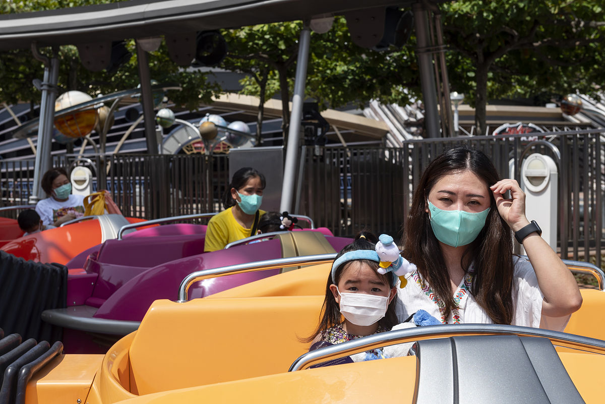 迪士尼排队攻略：如何化解带娃排队的痛苦？