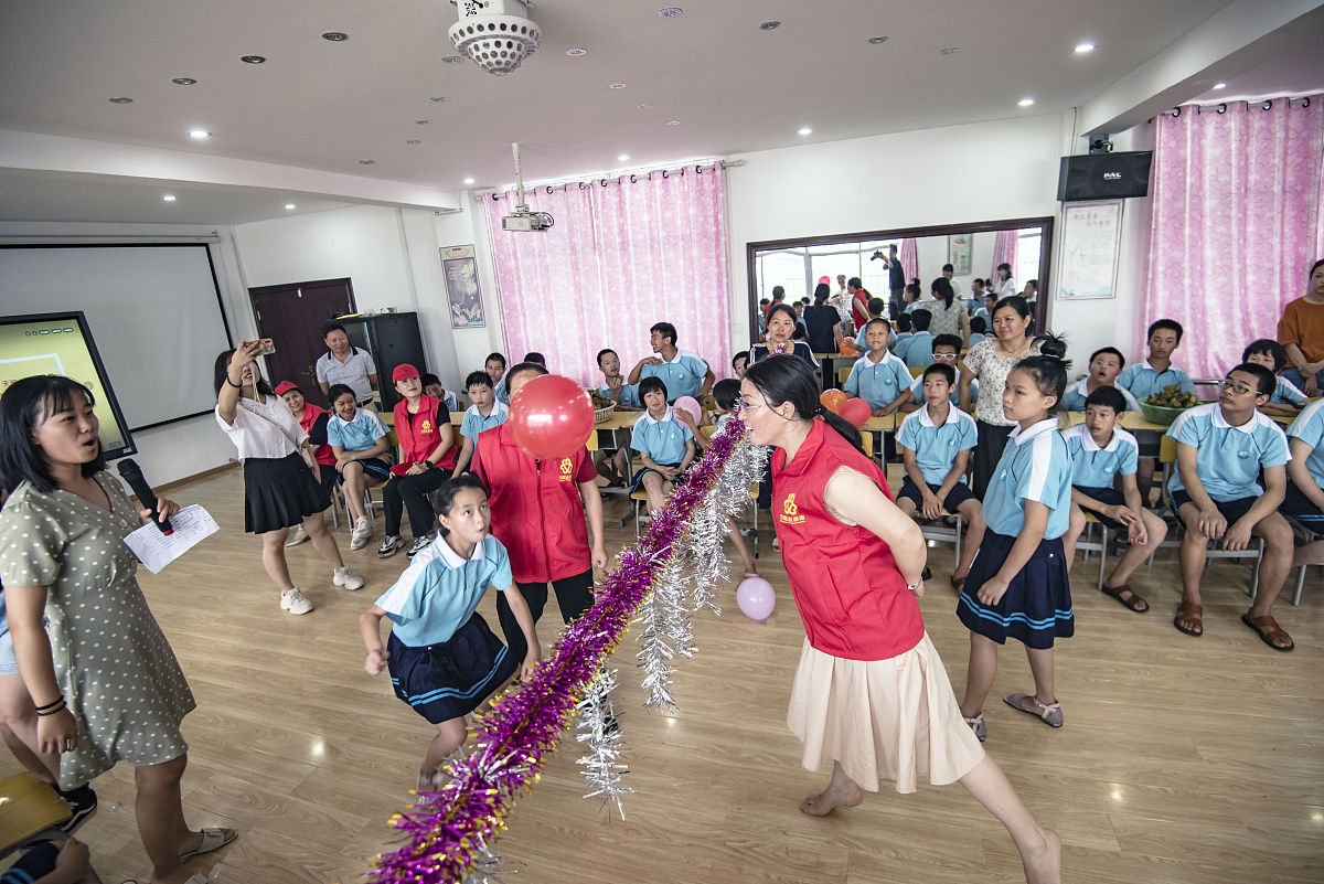 成都幼师学校教你增强幼教活力和积极性