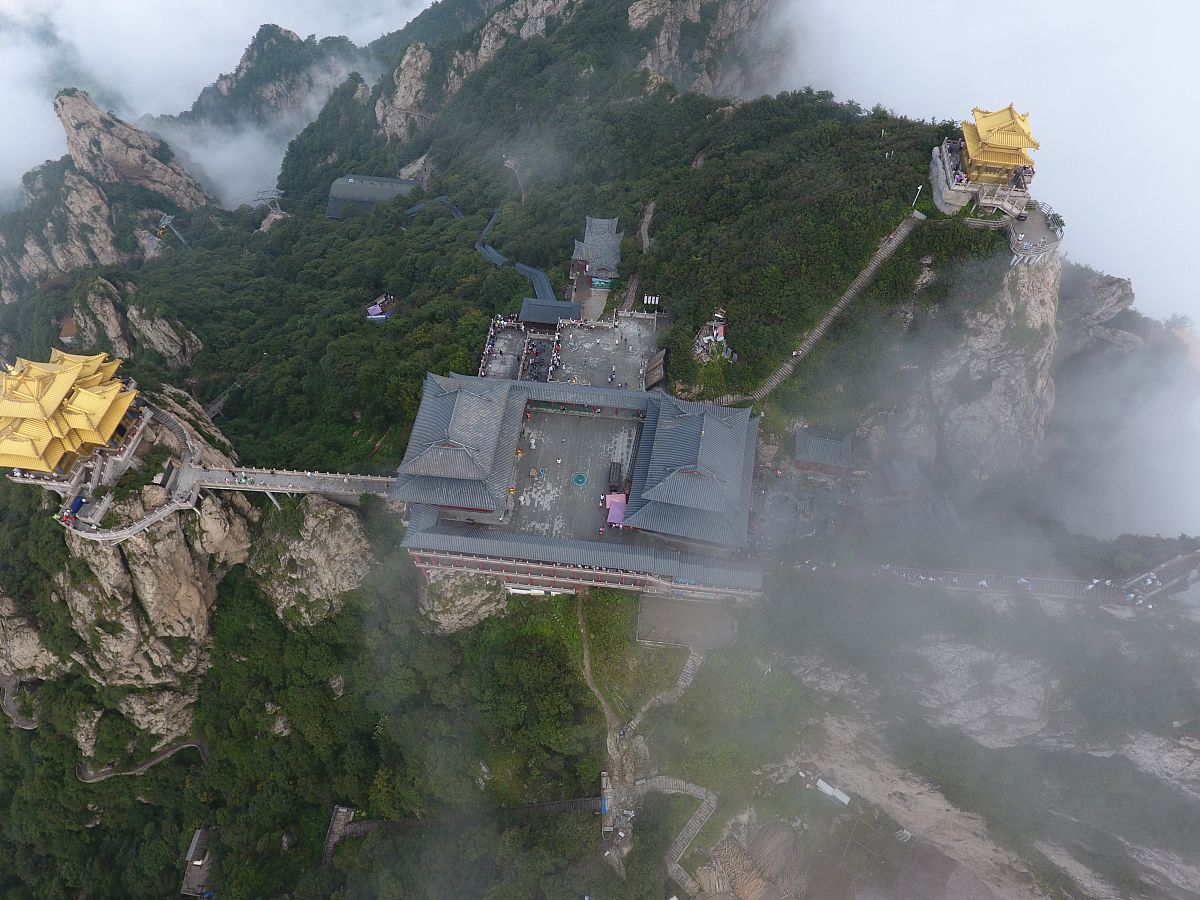 写一篇去老君山的旅游心得感受以及文案