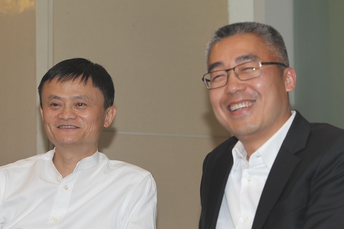 2015年6月4日,上海,smg阿里巴巴携手布局dt传播时代,在上海电视台,举