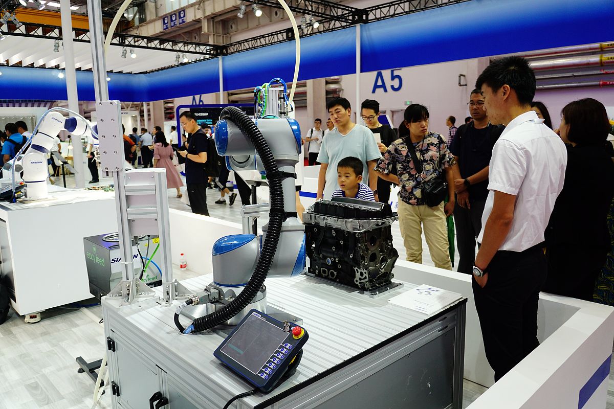 广西纺织工业学校-工业机器人技术专业怎么样