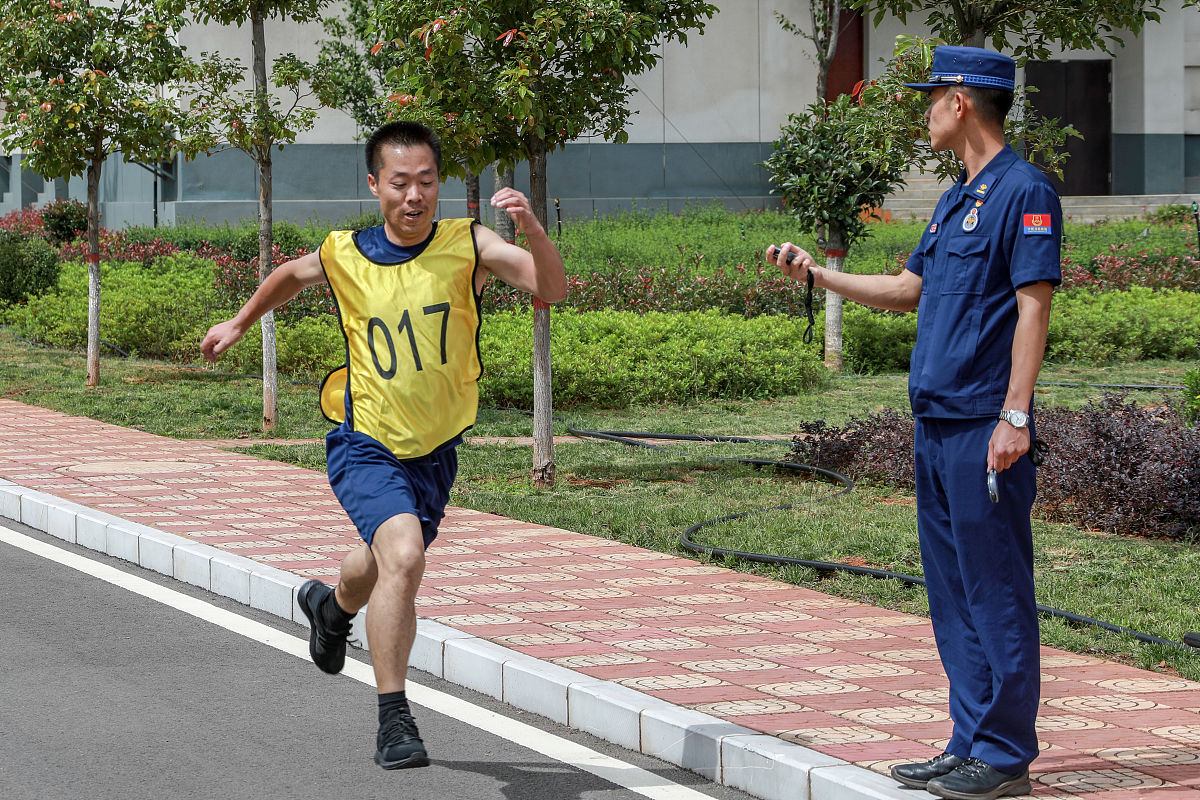 云南航空经贸外事学院3+2五年制大专招生简章 - 培养航空经济和贸易人才
