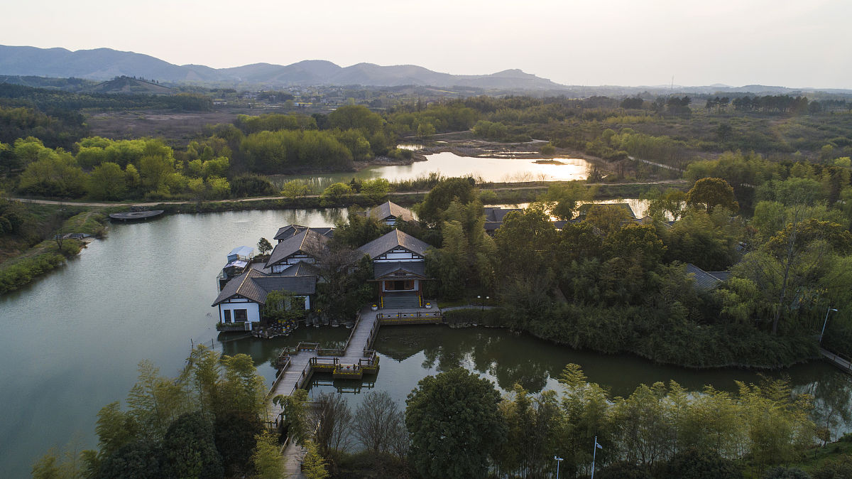 农旅融合模式探析：定义、原理、案例与发展策略