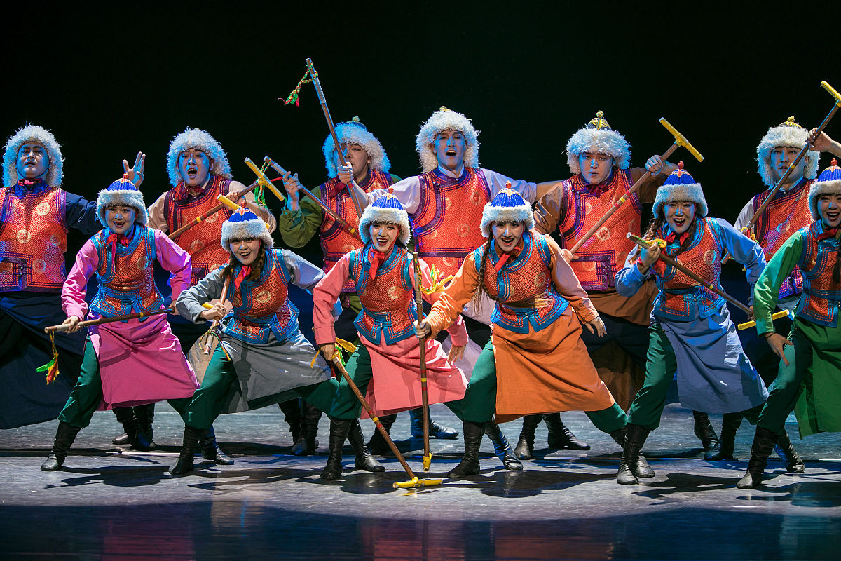 鄂伦春舞蹈《春韵之舞》：展现民族文化魅力