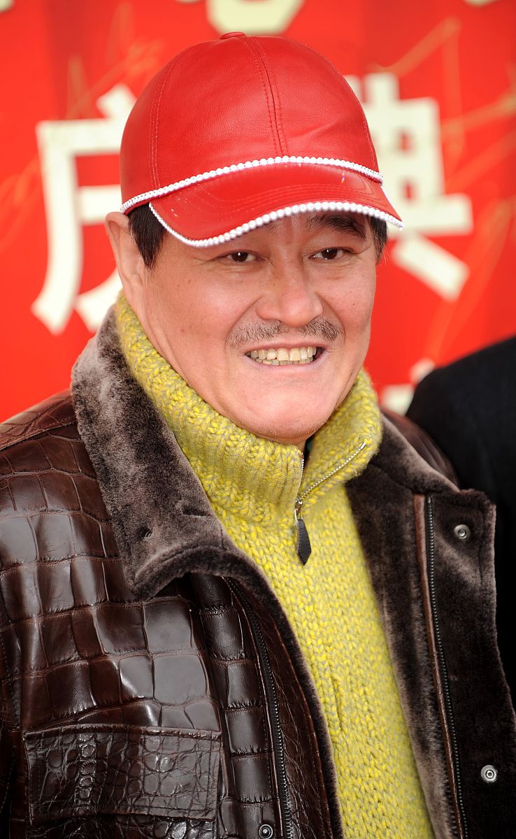 翻译youre studying software engineering in high school and you find the love of your life there Shes in the same class as you and you spend all your time together you love her more than anything else Yo