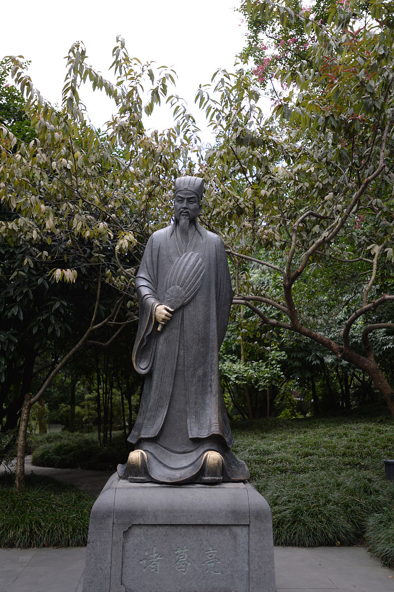 用中文写本场讲座的读后感600字不要抄原文： 讲座内容：2020年11月2日傍晚18：30《百家讲坛》著名主讲人、南京大学文学院莫砺锋教授莅临我校人文大讲堂为同学们带来了主题为千古风流苏东坡的演讲。本场讲座是新生文化季活动之一由共青团东南大学委员会、东南大学文化素质教育中心联合主办东南大学自动化学院团委承办。片片秋枫落远道万千秋色染黄天。料峭秋风、惊秋凉露亦阻挡不了东大学子们前来赴这一场与东坡居士