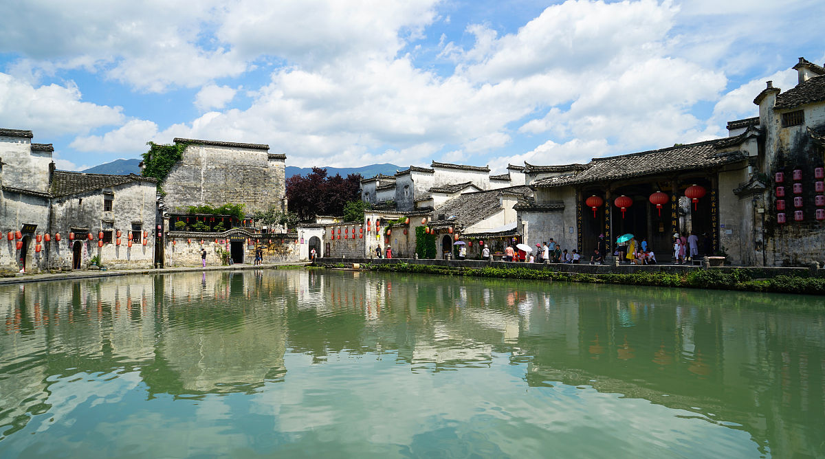 安徽经济贸易学校2021年招生条件：学业成绩、综合素质和面试表现