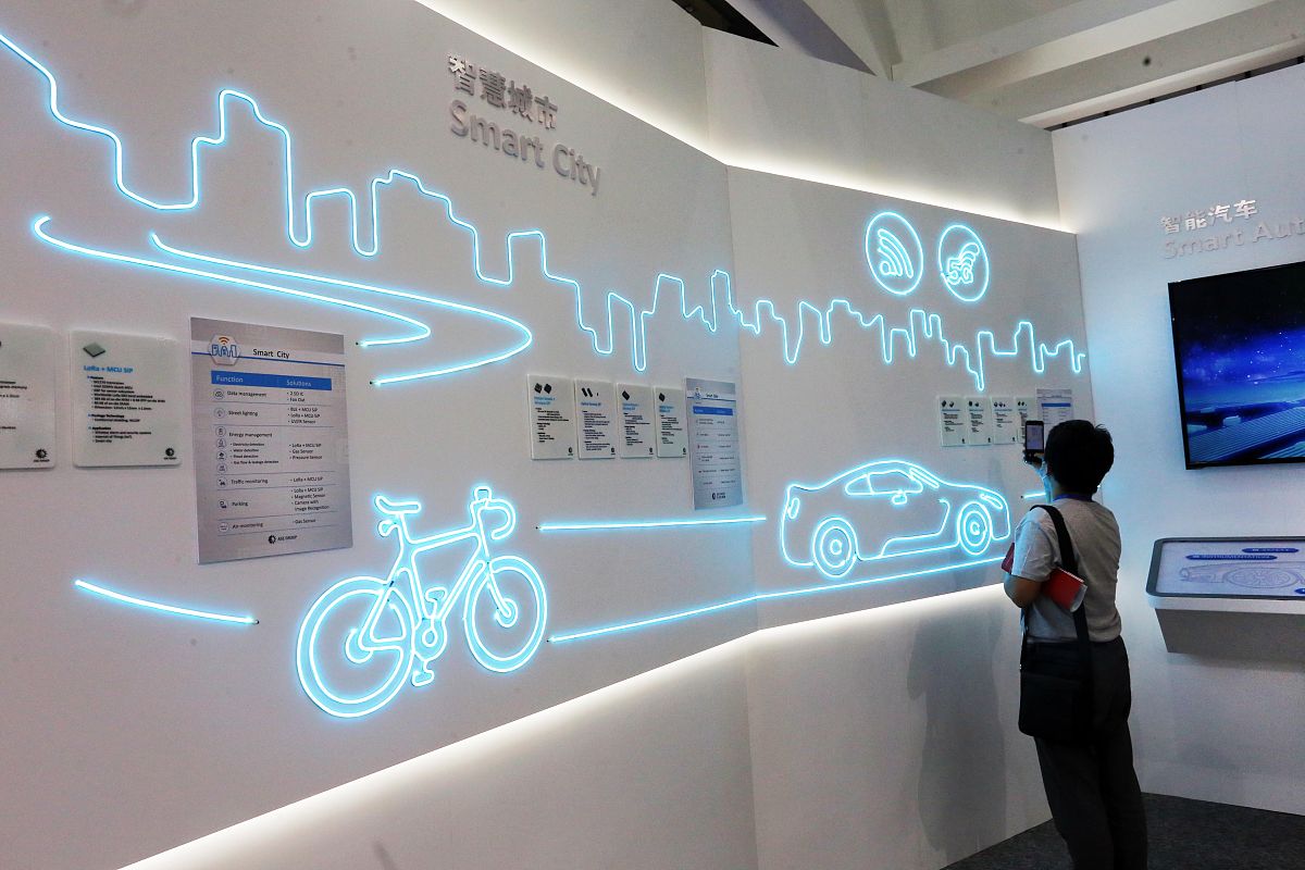 南京商业技工学校2021年招生简章 - 培养技术型人才，助力梦想起航