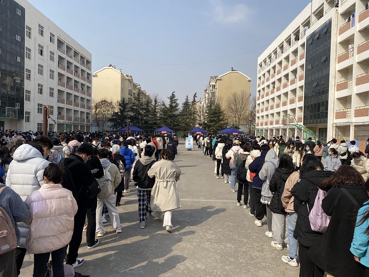 沧州2022年男生上什么卫校比较好