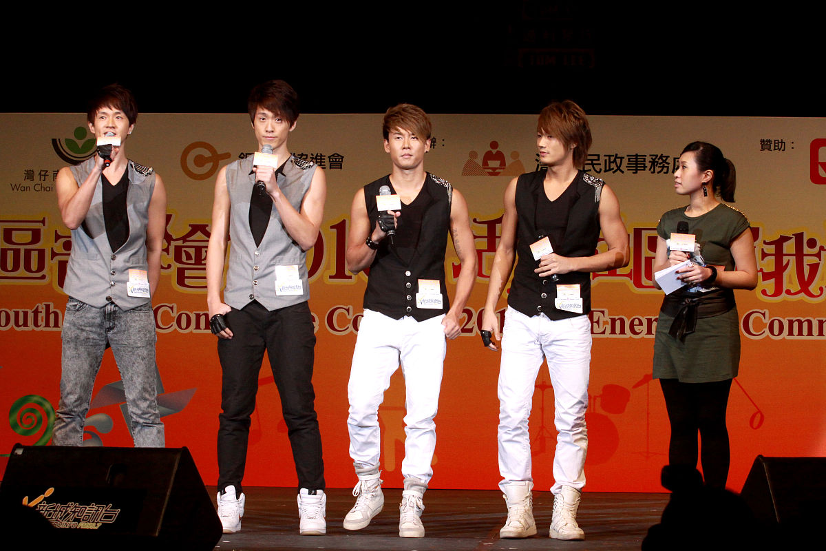 如何给固态硬盘分区