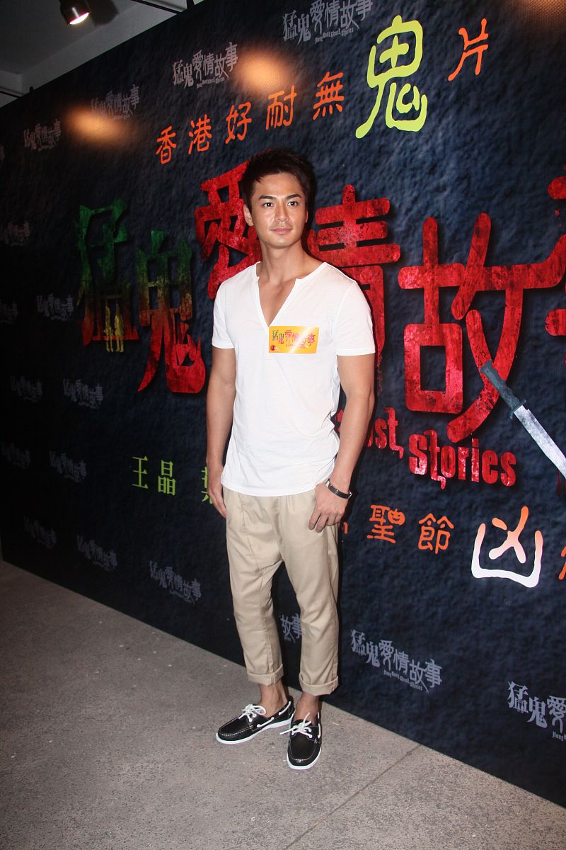 2011年8月31日,香港,电影《猛鬼爱情故事》于西贡一学校进行拍摄.罗仲