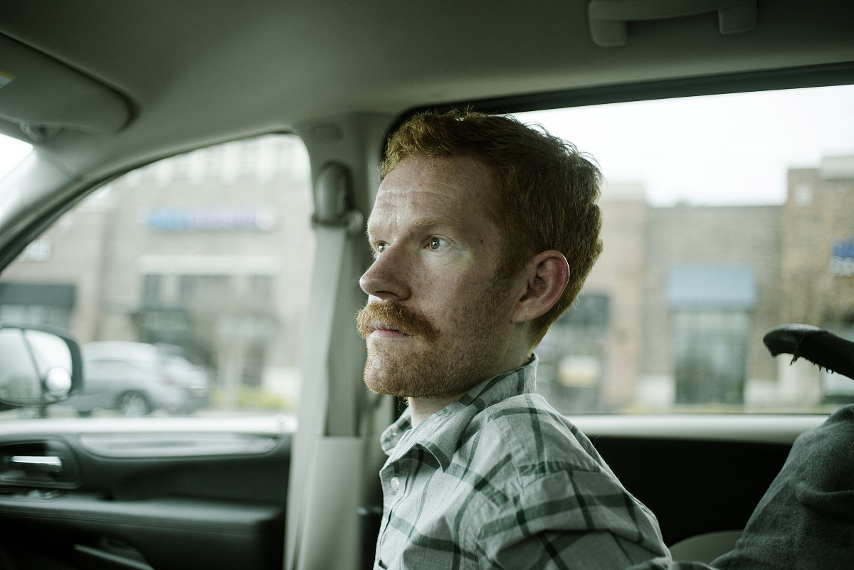 肌肉女孩的魔幻成长：药水与控制 | 力量与自律的平衡