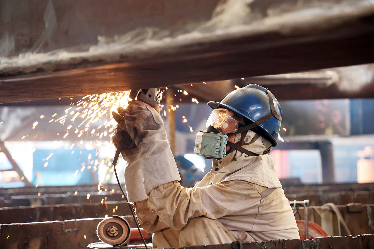 工业锅炉司炉工脱岗隐患解析：法律法规、标准解读及防范措施