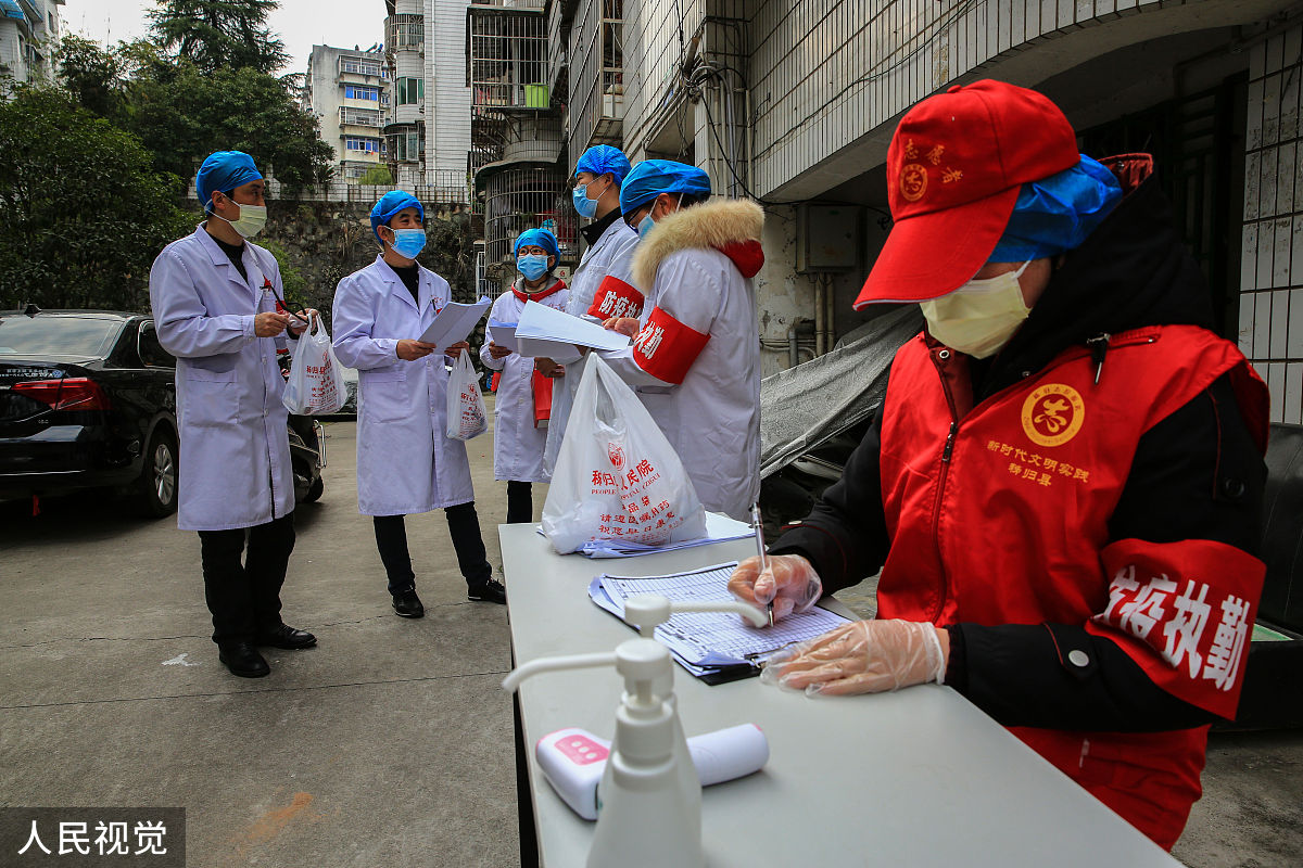 阐述职业健康氛围与一线管理人员参与职业健康管理意愿正相关300字