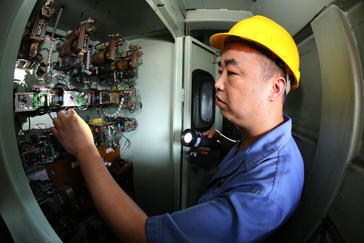 新野航空学校机务维修专业：专业介绍、招生条件及未来发展