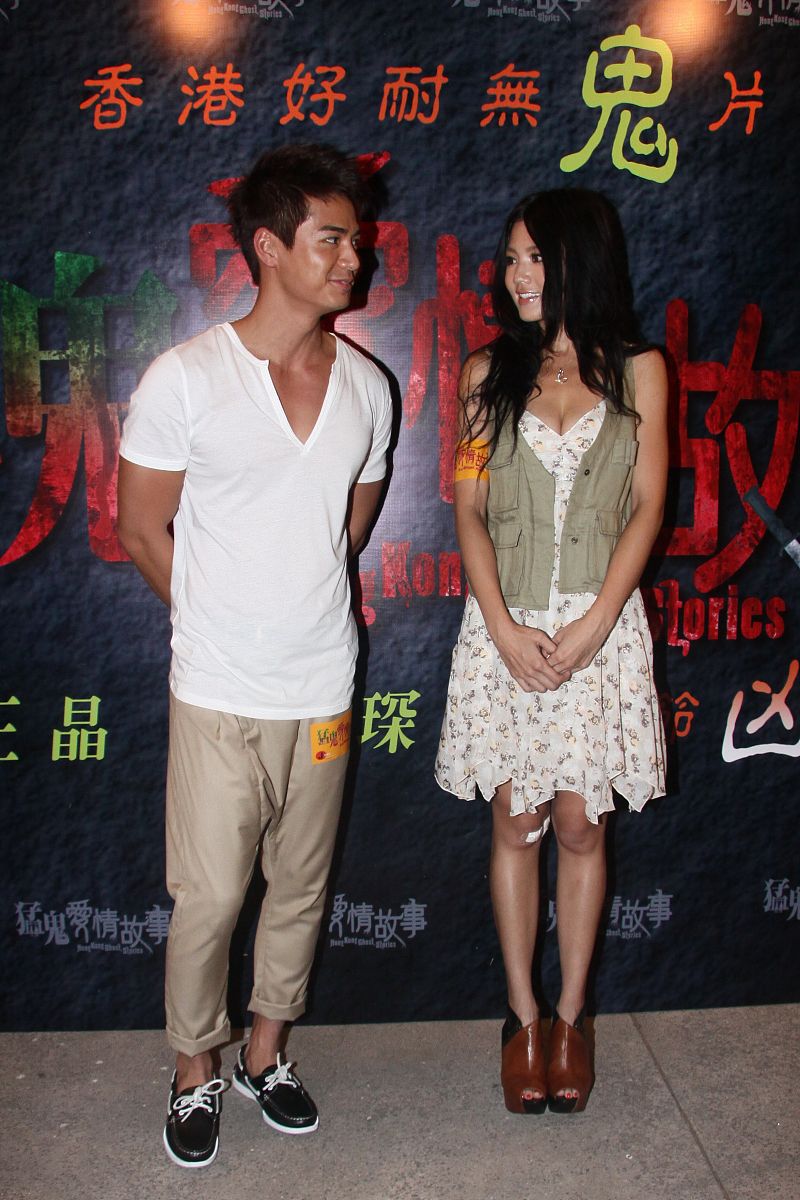 2011年8月31日,香港,电影《猛鬼爱情故事》于西贡一学校进行拍摄.罗仲