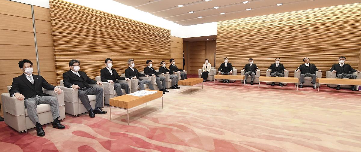 写一篇关于尼山对话的评论文章