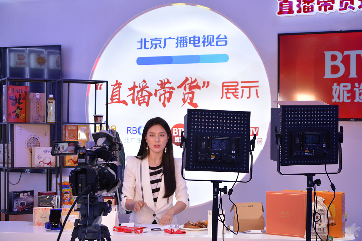 直播带货话术：GPT-3.5 Turbo版服装推荐