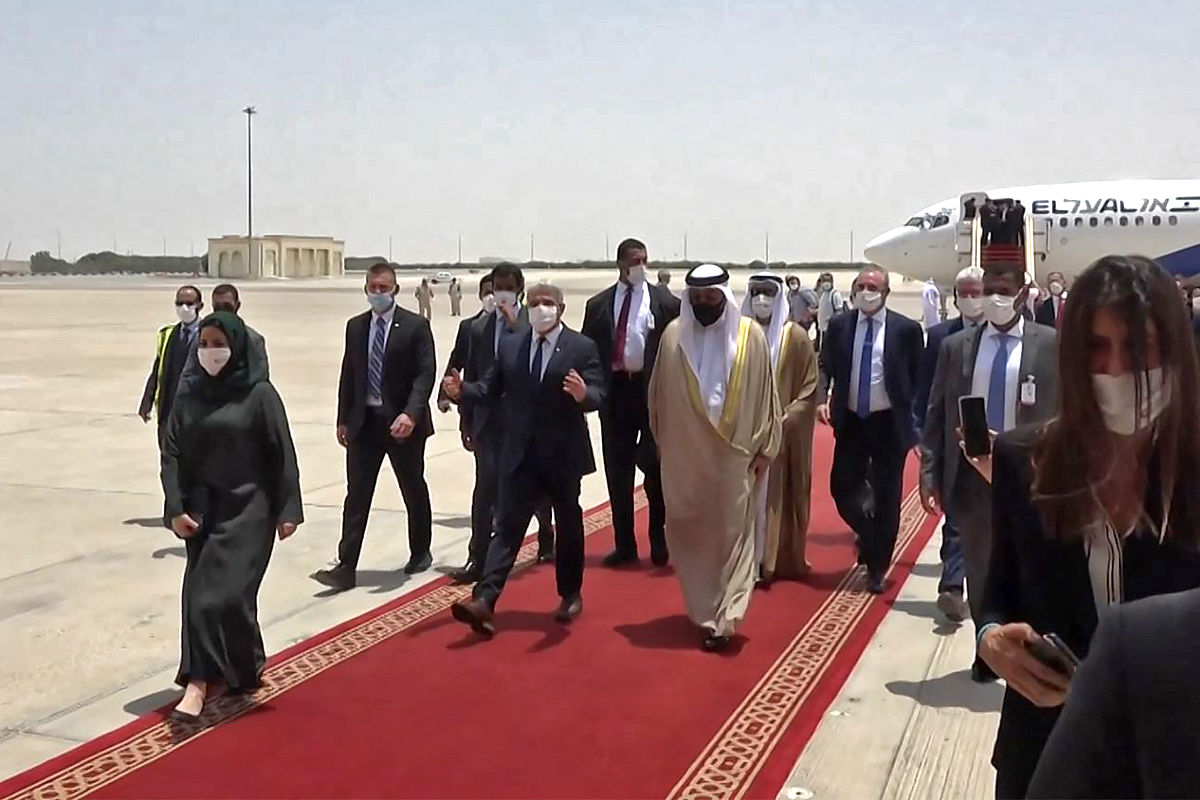 10条回复：	阿尔及利亚总统抵达北京正式开启为期五天访华之旅