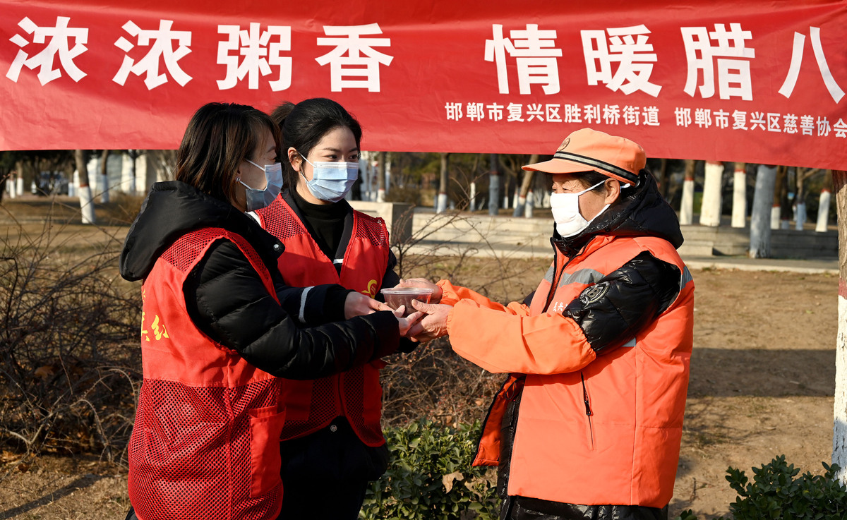 2022年12月30日,河北省邯郸市复兴区胜利桥街道的志愿