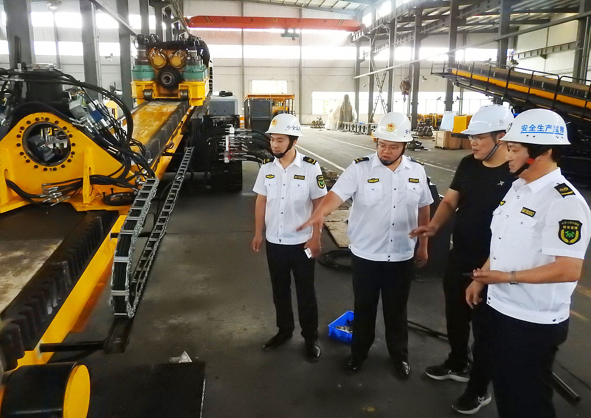 贵州首钢水钢技师学院钢铁冶炼专业怎么样？课程设置及就业前景解析