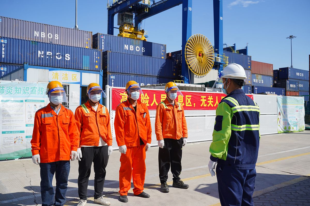 东莞商业学校2022年专业设置：商科、信息技术、新兴专业等