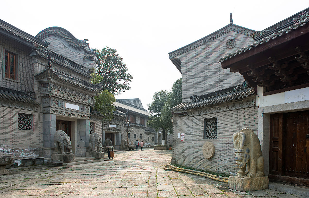 2021年1月19日,成都,市民在龙潭水乡散步.(如需下载使用,请务必署名: