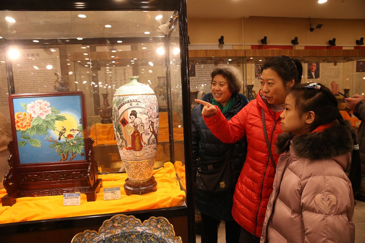 昆明工艺美术学校2022年招生专业都有哪些