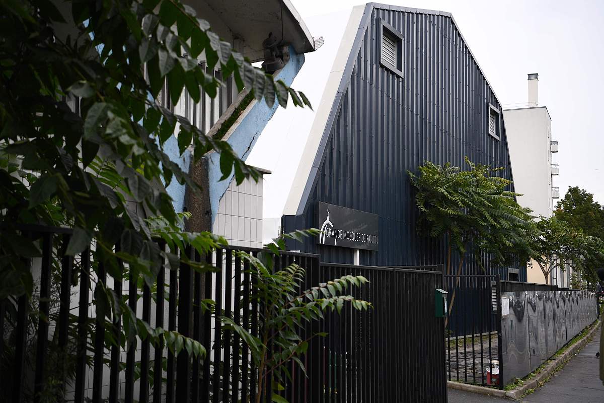 初中毕业可以读贵州省贵阳幼师学校吗