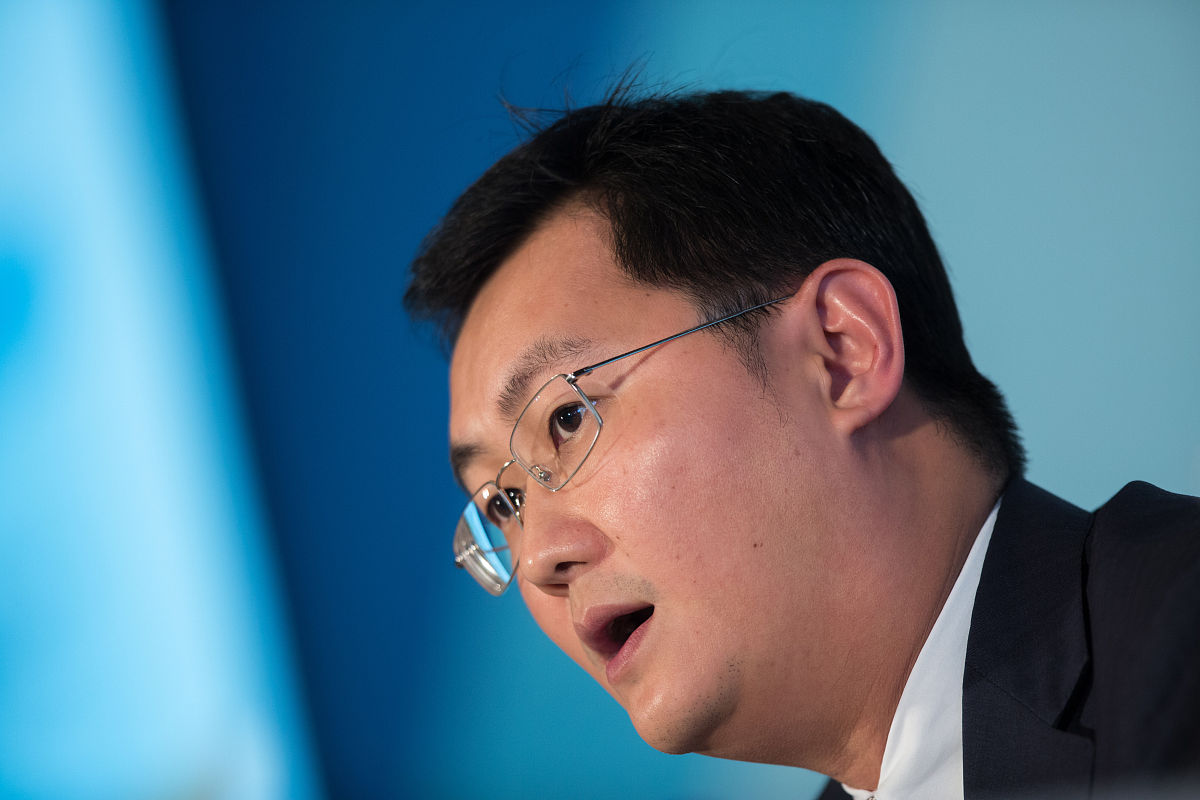 帮我写篇不少于800字的财务会计的实训报告的实训过程