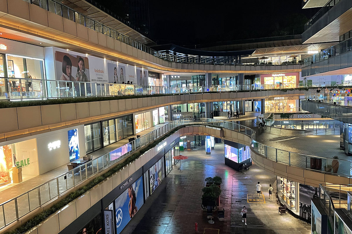 2021年7月3日,江苏省南京市,南京砂之船奥特莱斯.