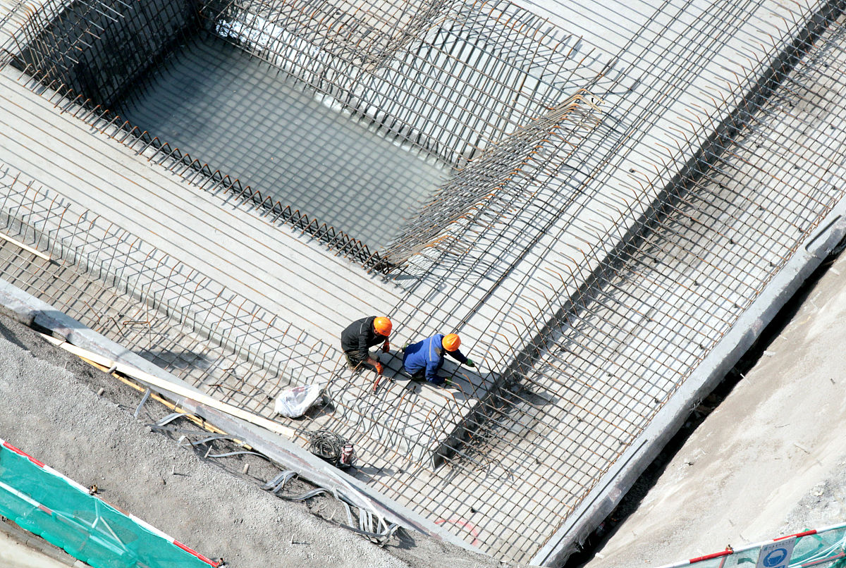 建筑屋面的质量控制中控制施工原材料质量