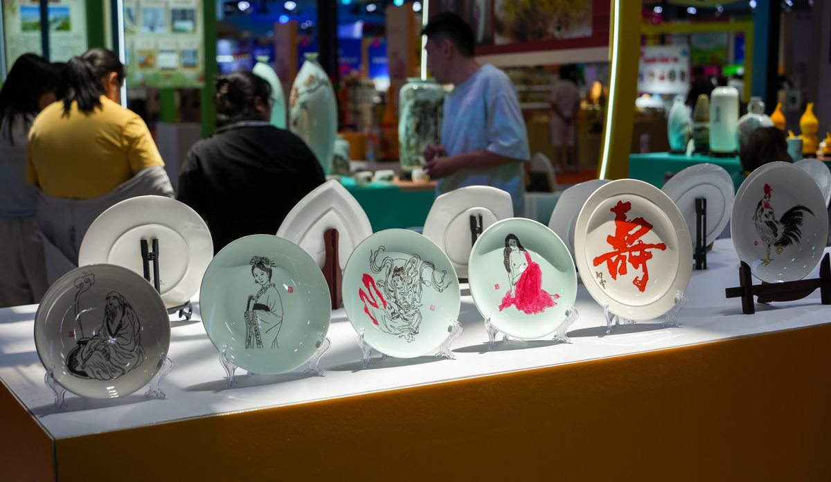 旅游工艺品设计与制作专业就业前景分析：机遇与挑战并存