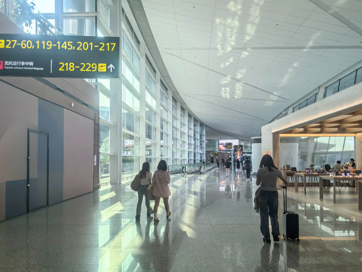 广州白云机场清洁员职责介绍 - 保持机场环境整洁卫生的重要角色