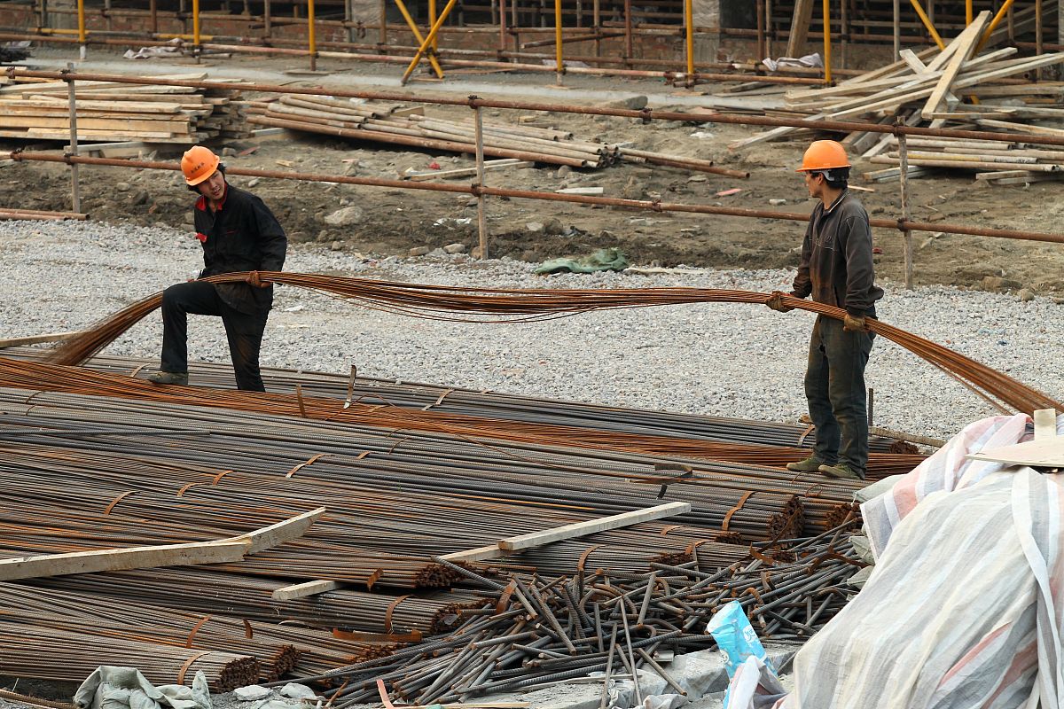 对钢结构安装施工过程进行阐述