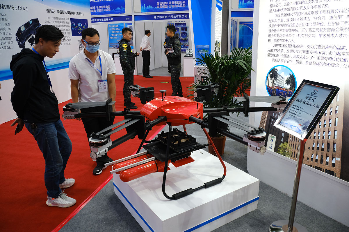 电传飞控系统脚蹬机构：填补国内空白，助力航空产业升级