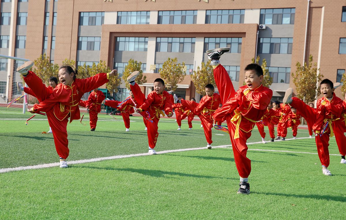 桂林第二技工学校2023年招生简章 - 成为技工，成就未来