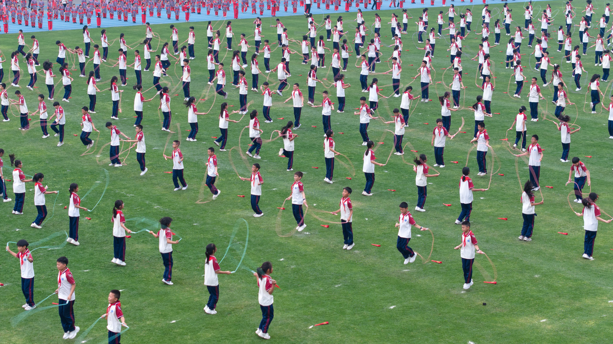 大学运动会方阵节目策划：主题、编排、表演、音乐、灯光，打造精彩视觉盛宴