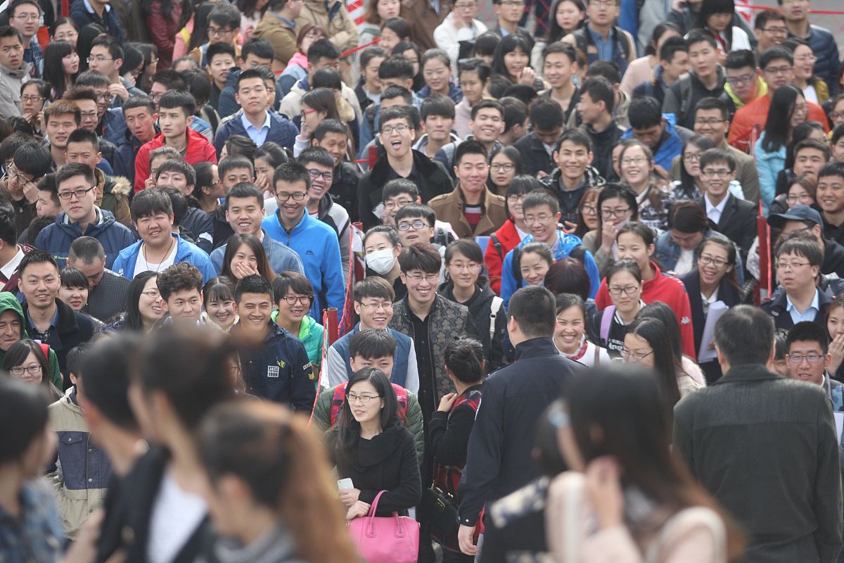 江西师范大学应用化学专业就业前景分析：就业率高、领域广阔