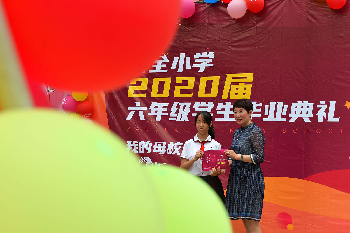 学校10周年成长仪式感言：学生心声